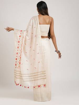Floral embroidered saree 3