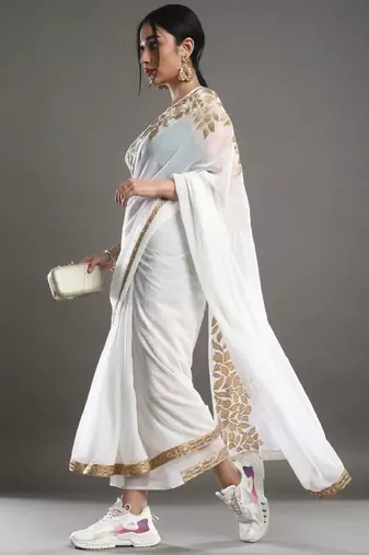 Off white & gold-toned floral embroidered saree