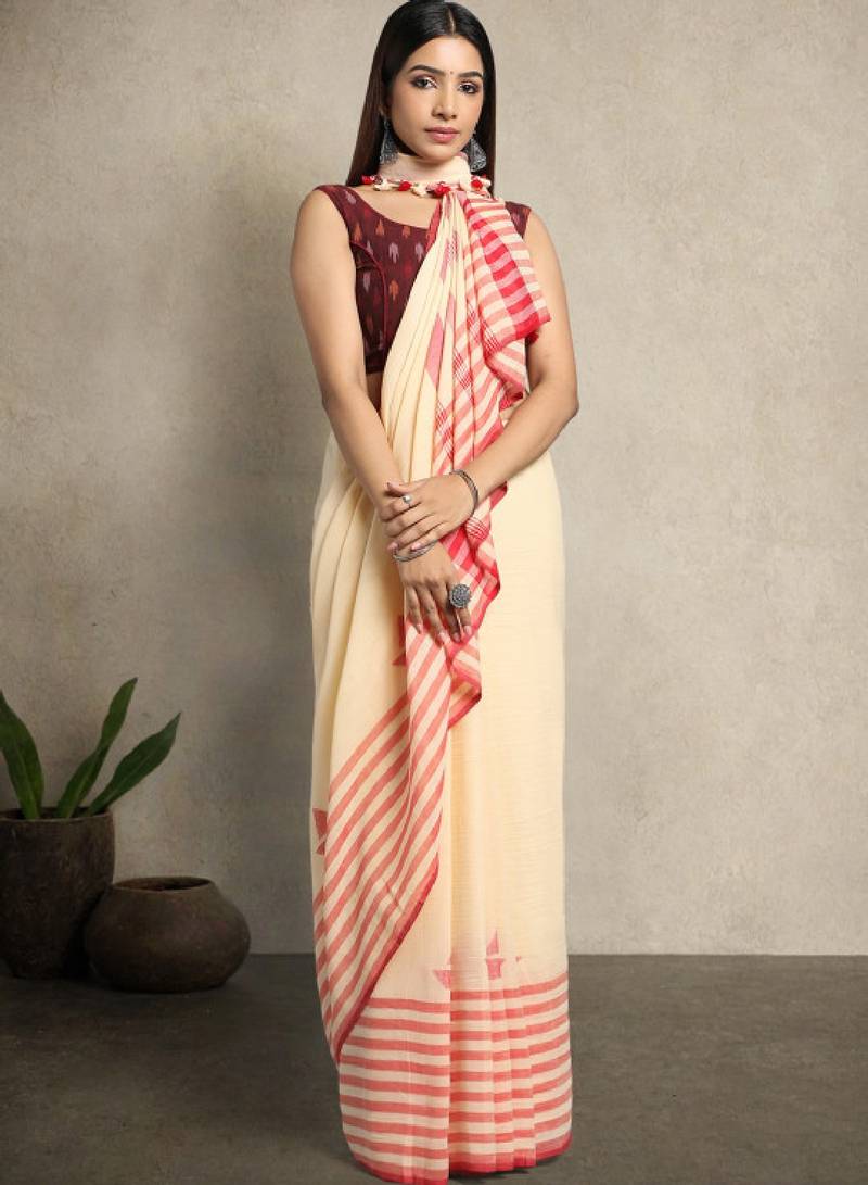 Cream-coloured & red woven design pure cotton jamdani saree