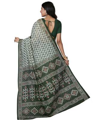 White & green checked pure cotton  block print saree 4