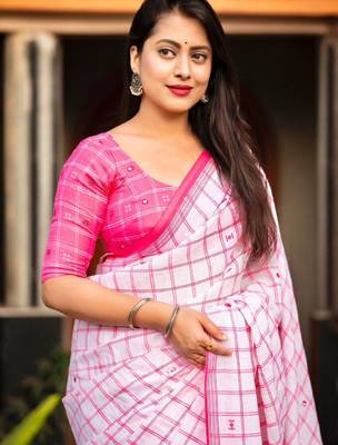 Checked pure linen saree 3