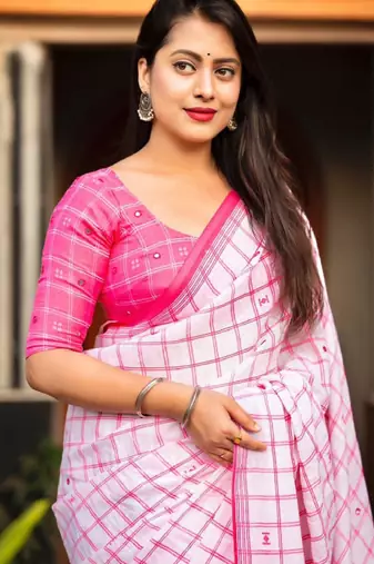 Checked pure linen saree