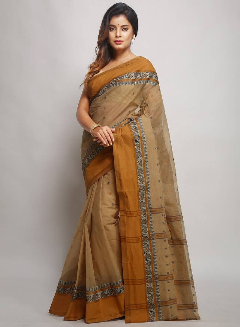 Pure cotton taant saree with paisley border