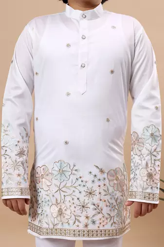 Boys white silk blend floral embroidered border kurta & pyjama set