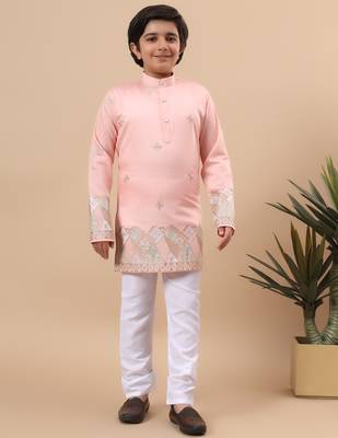 Boys peach silk blend geometric floral embroidered border kurta & pyjama set 1