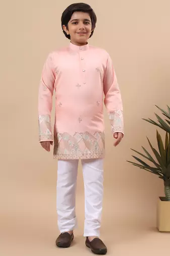 Boys peach silk blend geometric floral embroidered border kurta & pyjama set