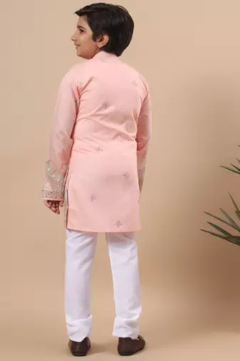 Boys peach silk blend geometric floral embroidered border kurta & pyjama set