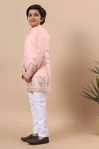Boys peach silk blend geometric floral embroidered border kurta & pyjama set