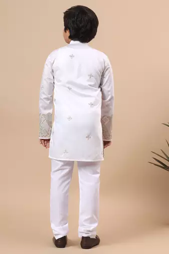 Boys white silk blend  geometric floral embroidered border kurta & pyjama set