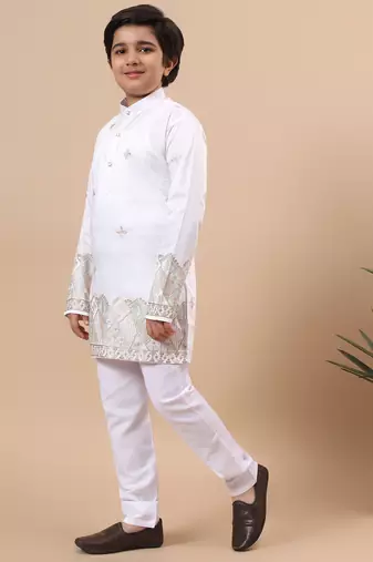 Boys white silk blend  geometric floral embroidered border kurta & pyjama set