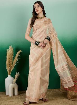 Striped design zari woven kanjeevaram saree with blouse 4
