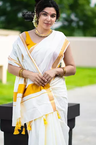 Zari pure cotton kasavu saree