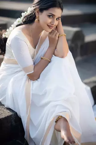 Silk cotton kasavu saree