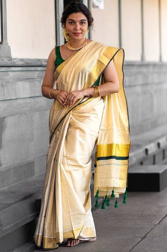 Woven design zari pure cotton kasavu saree