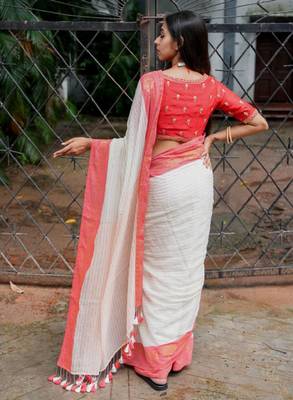 Women striped woven design saree 3