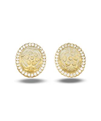 Gold plated floral stud earrings 4