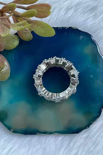 Marquise zircon band ring