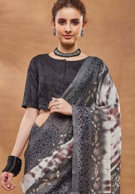 Tie and dye silk bland saree 5