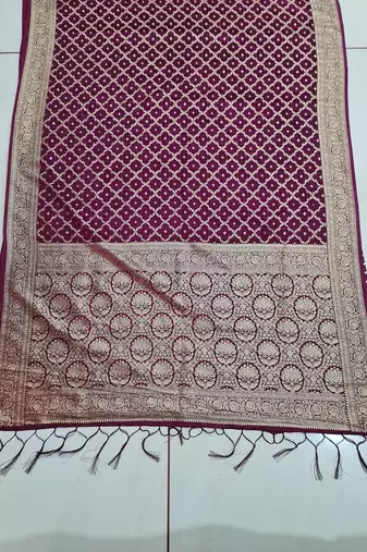 Wine Traditional Banarsi Silk Saree With Blouse Piece.