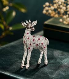 Silver-toned crystal deer brooch pin with ruby red stones 