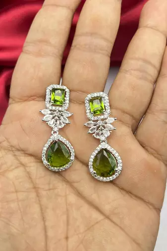 emerald green bridal jewellery set | silver-plated necklace, earrings, maangtika