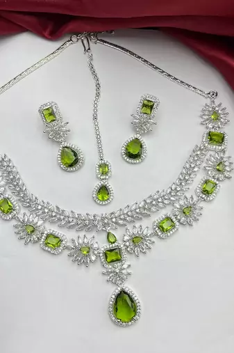 emerald green bridal jewellery set | silver-plated necklace, earrings, maangtika