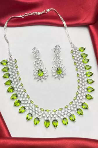 peridot green pear cut necklace earrings set, silver tone floral bridal jewellery choker