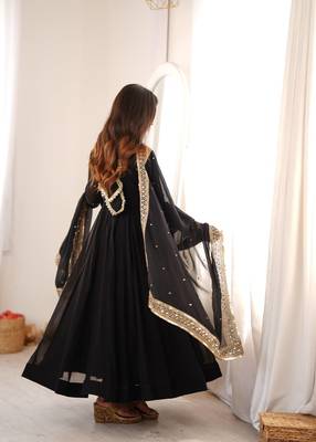 Black georgette anarkali suit set 3
