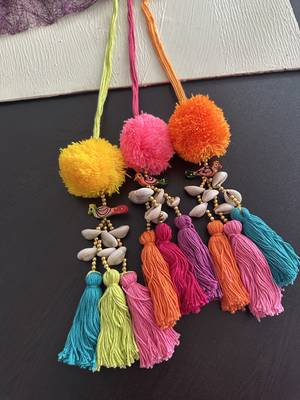 Handmade multicolored boho pompom parandi 2