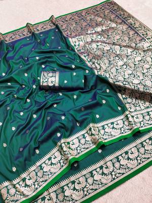 Green soft silk blend saree with zari weaving meenakari design 5