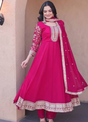 Pink zari & sequins embroidered anarkali set 1