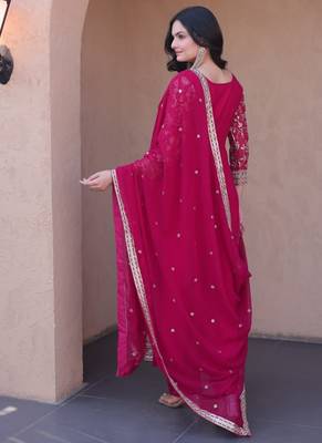 Pink zari & sequins embroidered anarkali set 3