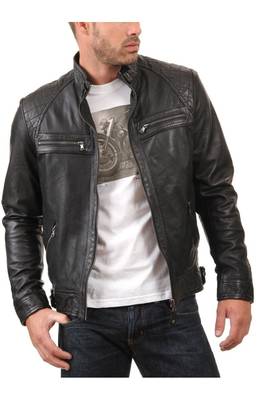 Men's quilted black leather riding jacket street style 1