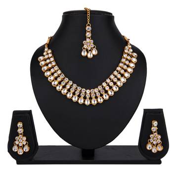 White color necklace set with earrings & maang tikka | kundan & agate stone | antique gold plating 1
