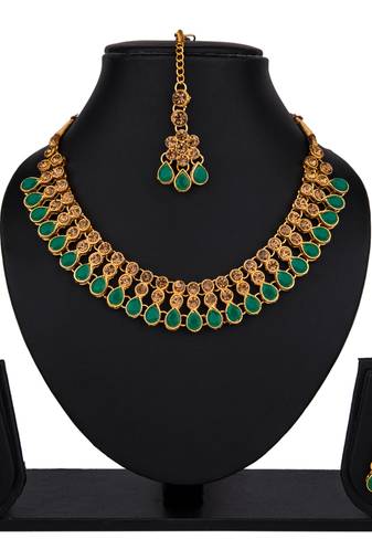 Green color necklace set with earrings & maang tikka | kundan & agate stone | antique gold plating