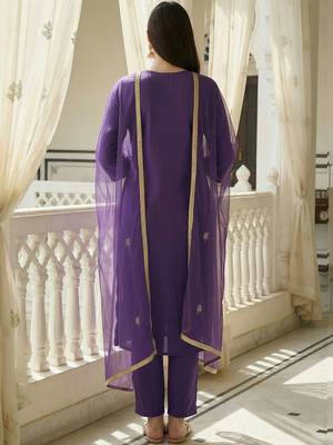 Women Ethnic Motifs Embroidered Kurta with Trousers & With Dupatta 4