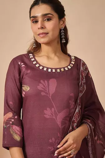 Women Floral Printed Thread Work Linen Kurta with Trousers & With Dupatta