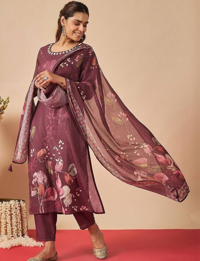Women Floral Printed Thread Work Linen Kurta with Trousers & With Dupatta