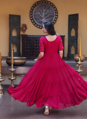 Pink zari & sequins work blooming gown 3