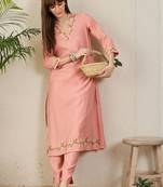 Women Floral Embroidered V-NeckThread Work Kurta with Trousers