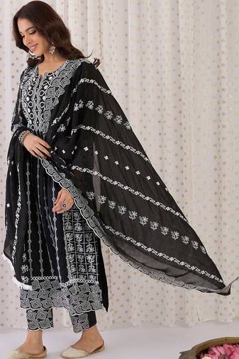Women Ethnic Motifs Embroidered Cotton Kurta with Trousers & With Dupatta