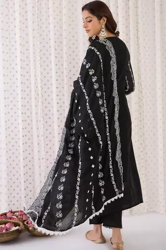 Women Ethnic Motifs Embroidered Cotton Kurta with Trousers & With Dupatta