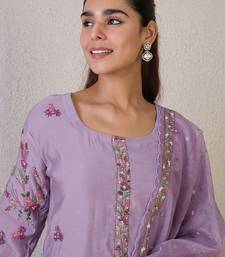 Women Floral Embroidered Kurta with Trousers & Dupatta