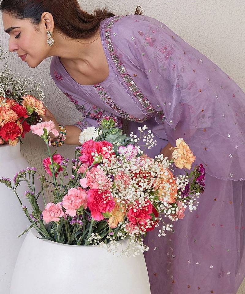 Women Floral Embroidered Kurta with Trousers & Dupatta