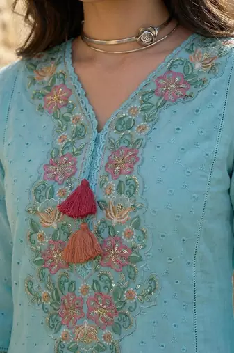 Women Floral Embroidered Sequinned Cotton Kurta with Trousers & With Dupatta
