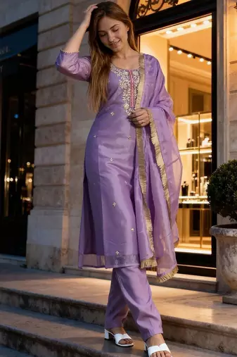 Women Ethnic Motifs Embroidered Sequinned Kurta With Trousers & Dupatta