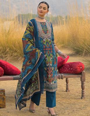 Women Ethnic Motifs Printed Mirror Work Cotton Kurta with Trousers & With Dupatta 4
