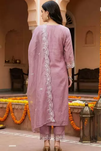 Women Ethnic Motifs Embroidered Thread Work Kurta with Trousers & With Dupatta