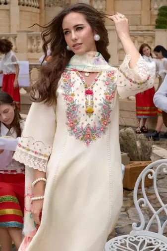 Floral Embroidered Kurta With Trousers & Dupatta
