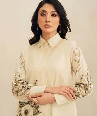 Off white floral print crepe  fancy co-ord set for women 3
